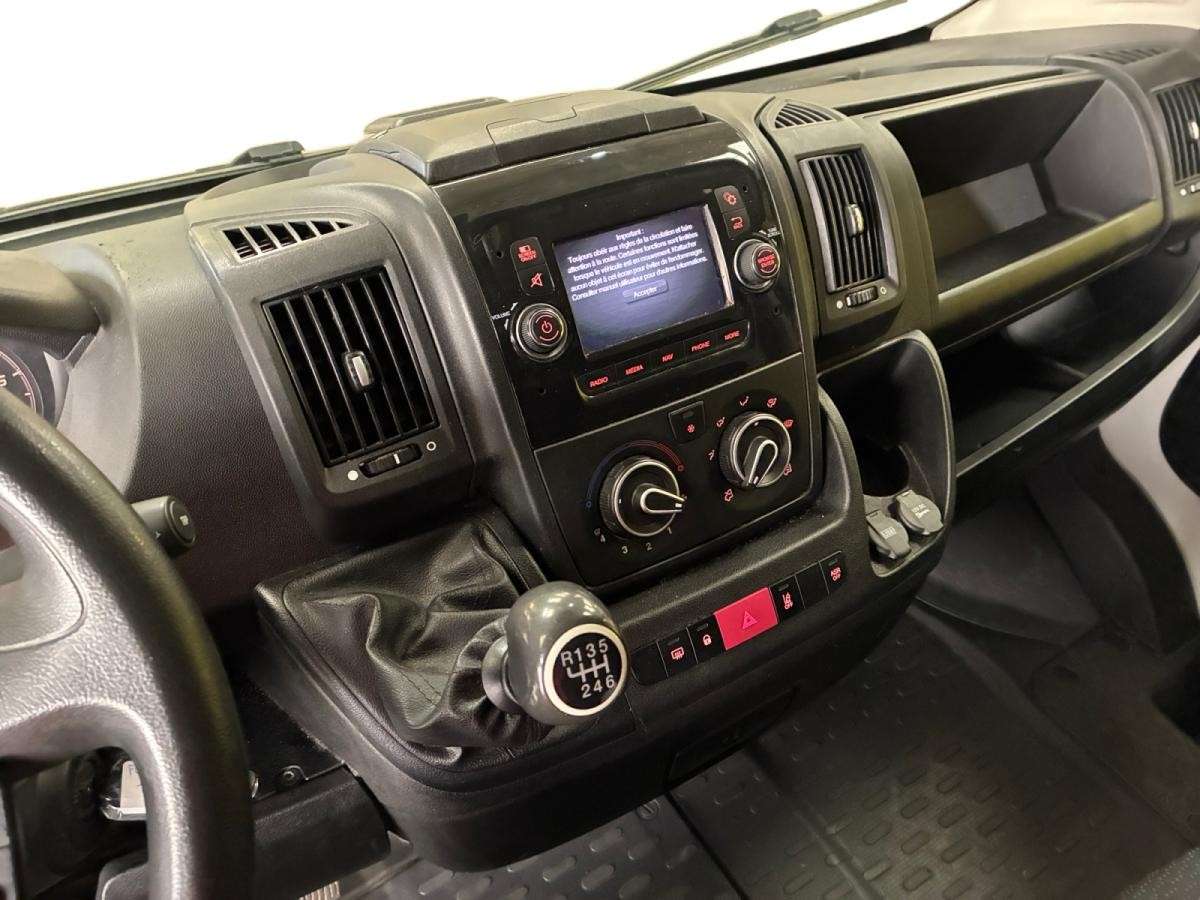 peugeot-boxer-2022-diesel-2179cc