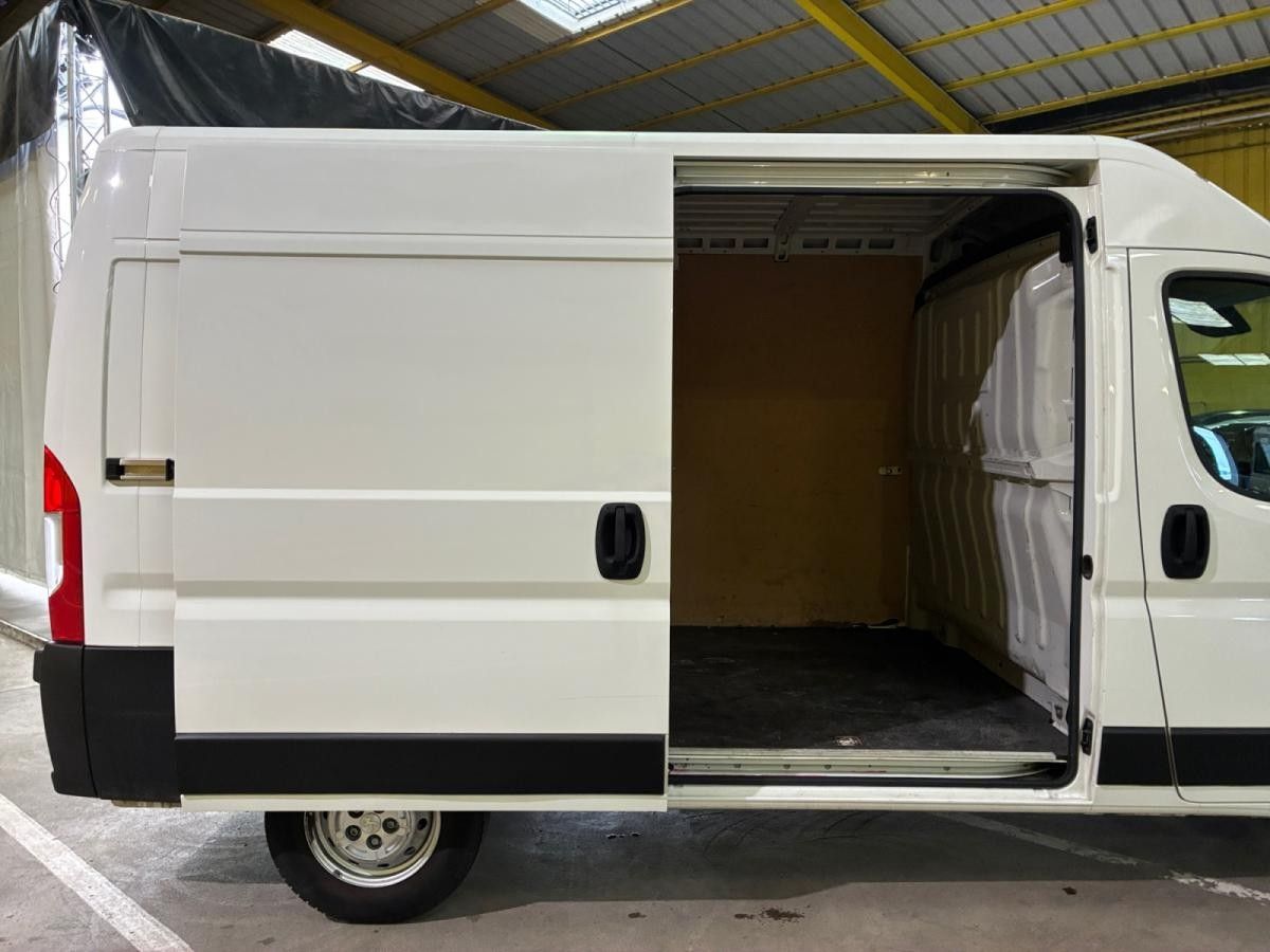 peugeot-boxer-2022-diesel-2179cc