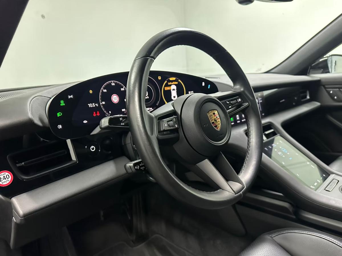 porsche-taycan-2022-eletrico-0cc