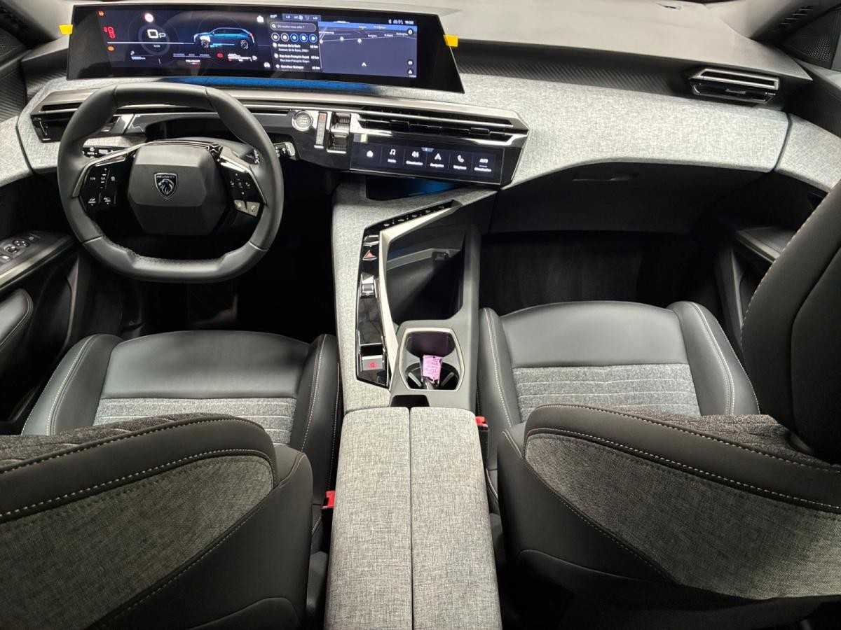 peugeot-5008-2025-hibrido-a-gasolina-1199cc