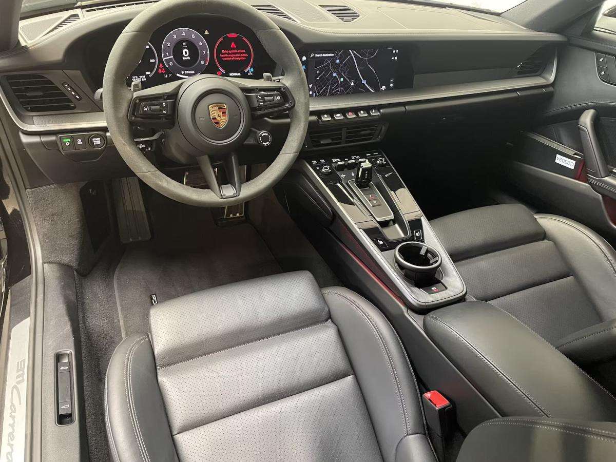 porsche-911-2025-gasolina-2981cc