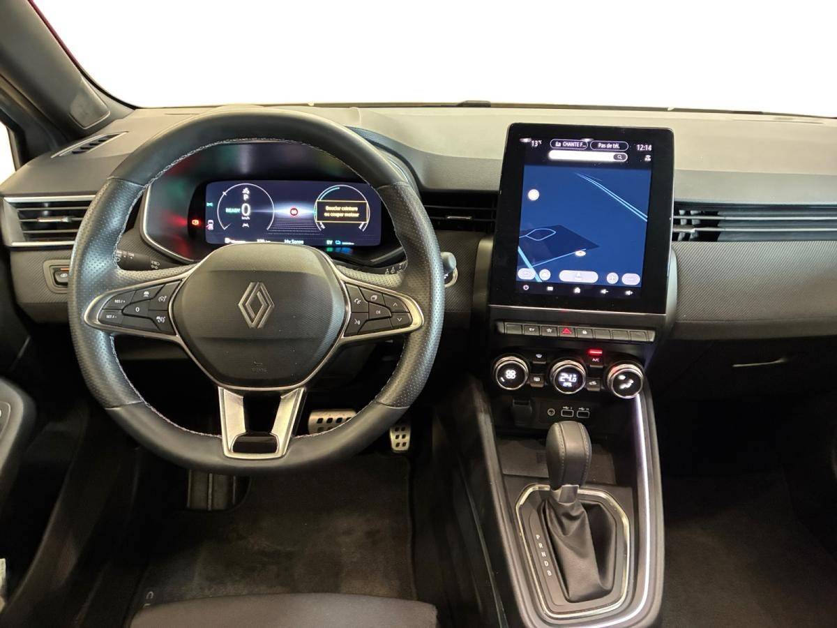 renault-clio-2024-hibrido-a-gasolina-1598cc