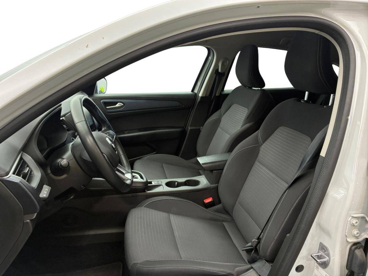 renault-arkana-2023-hibrido-a-gasolina-1598cc