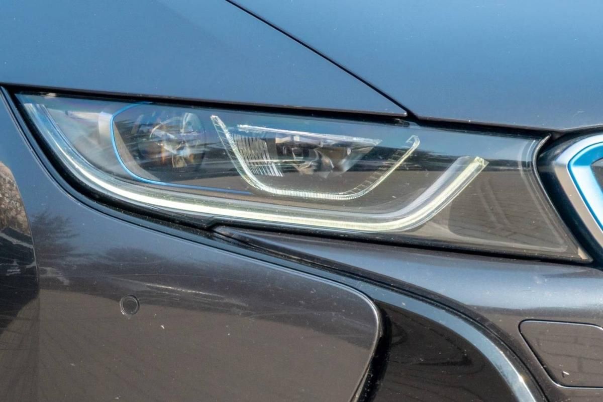 bmw-i8-2016-hibrido-a-gasolina-1499cc