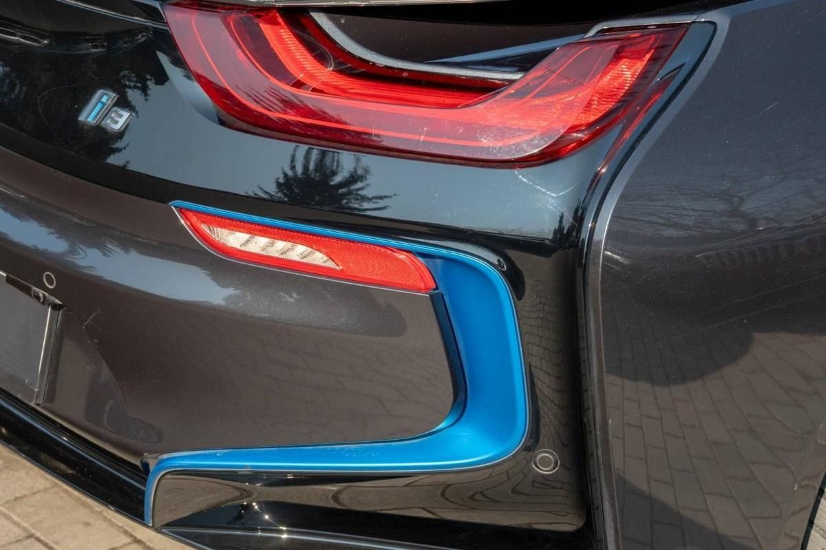 bmw-i8-2016-hibrido-a-gasolina-1499cc