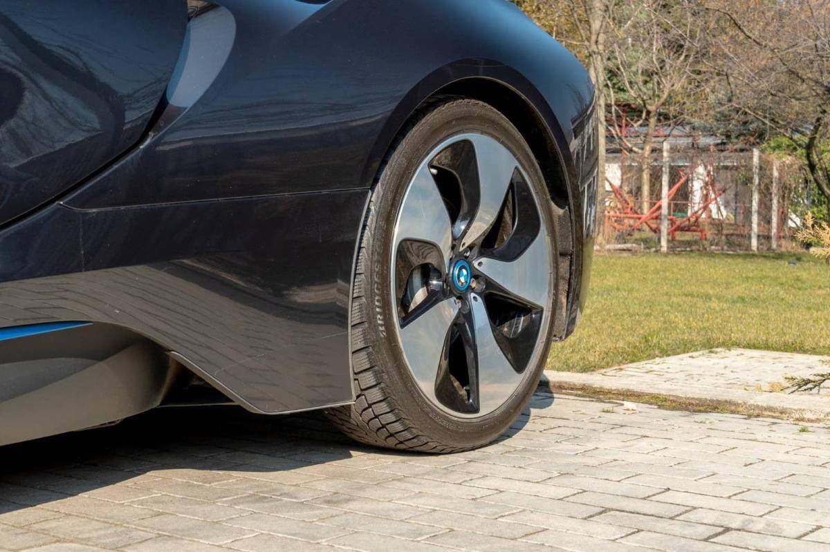 bmw-i8-2016-hibrido-a-gasolina-1499cc