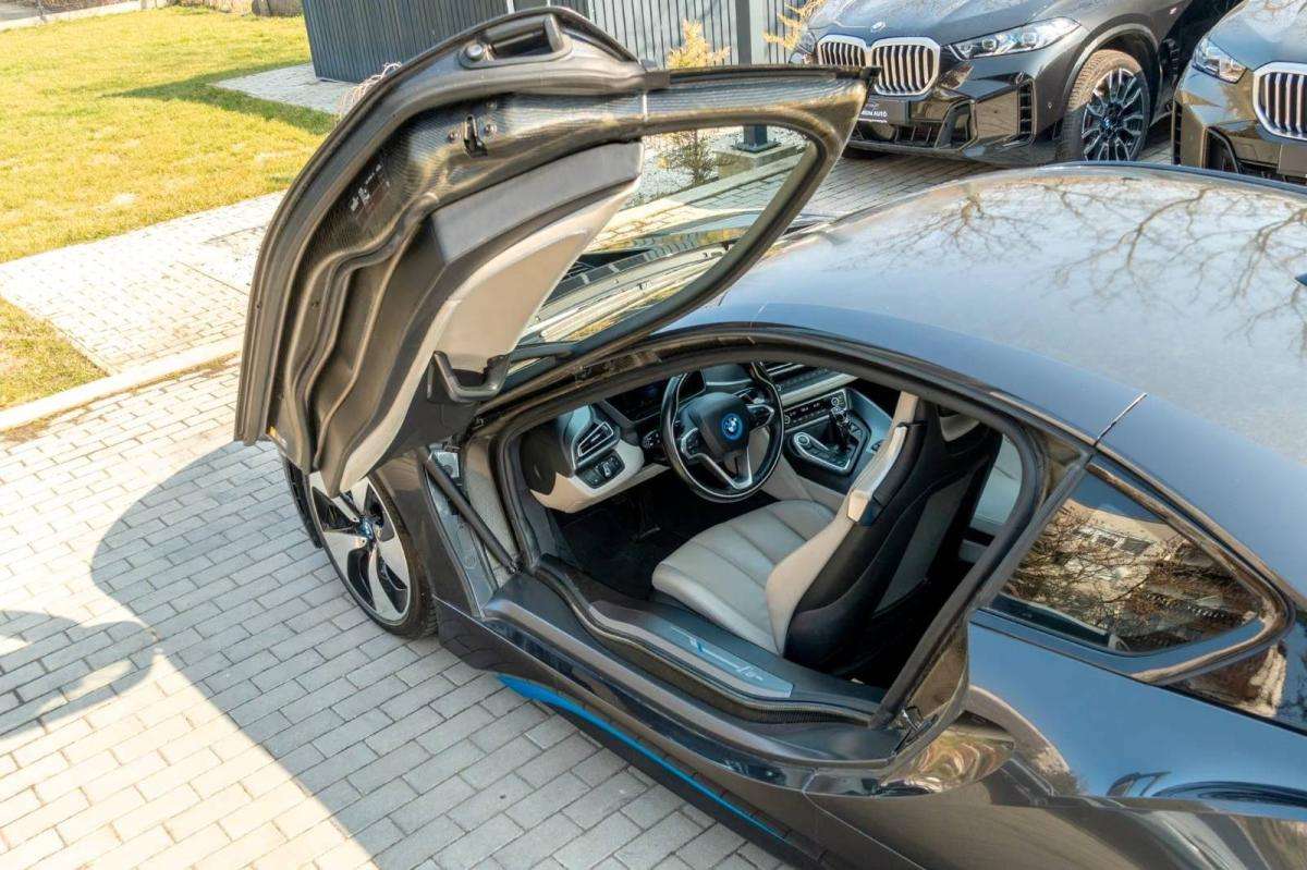 bmw-i8-2016-hibrido-a-gasolina-1499cc