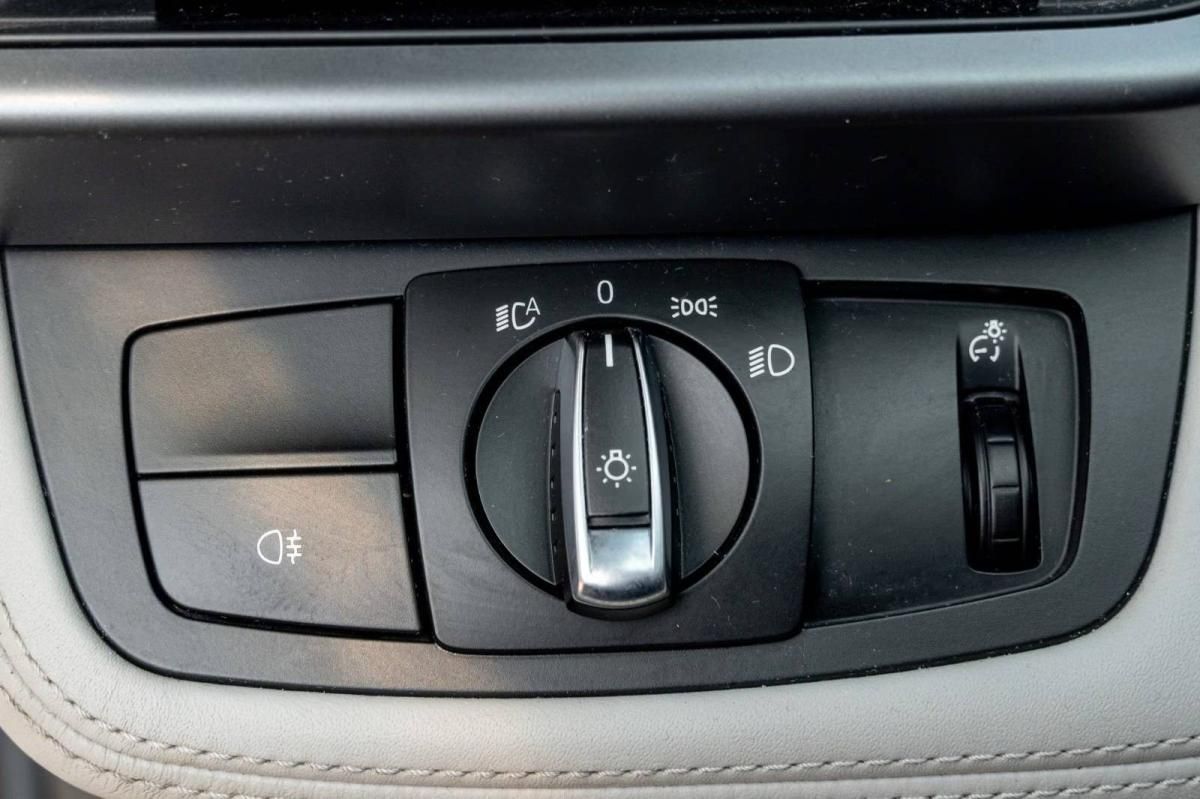 bmw-i8-2016-hibrido-a-gasolina-1499cc