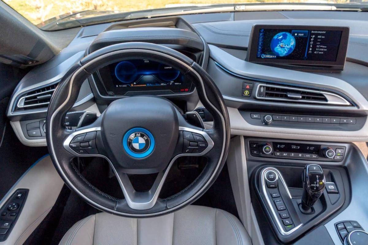 bmw-i8-2016-hibrido-a-gasolina-1499cc
