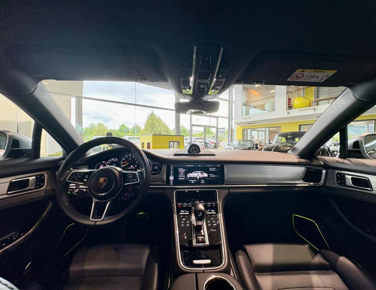 porsche-panamera-sport-turismo-2019-hibrido-a-gasolina-2894cc