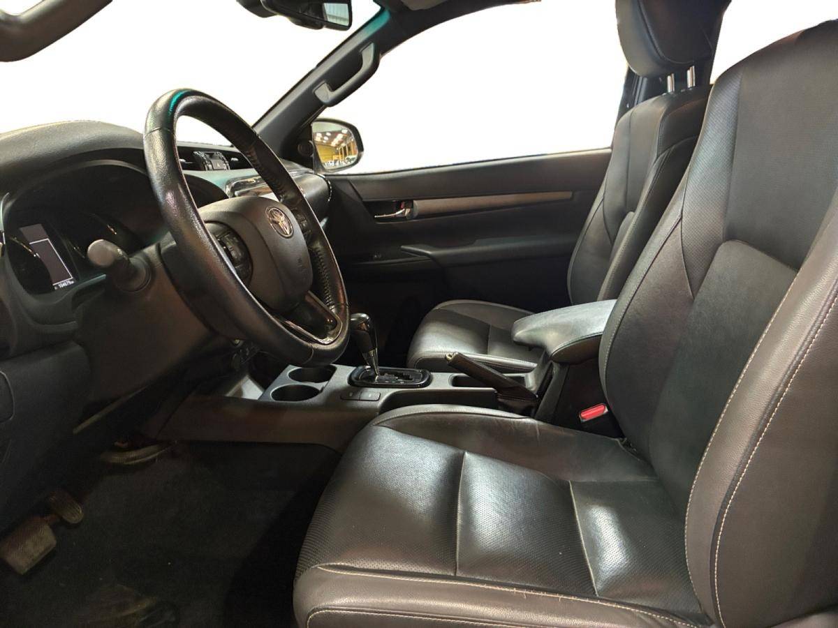 toyota-hilux-2022-diesel-2755cc