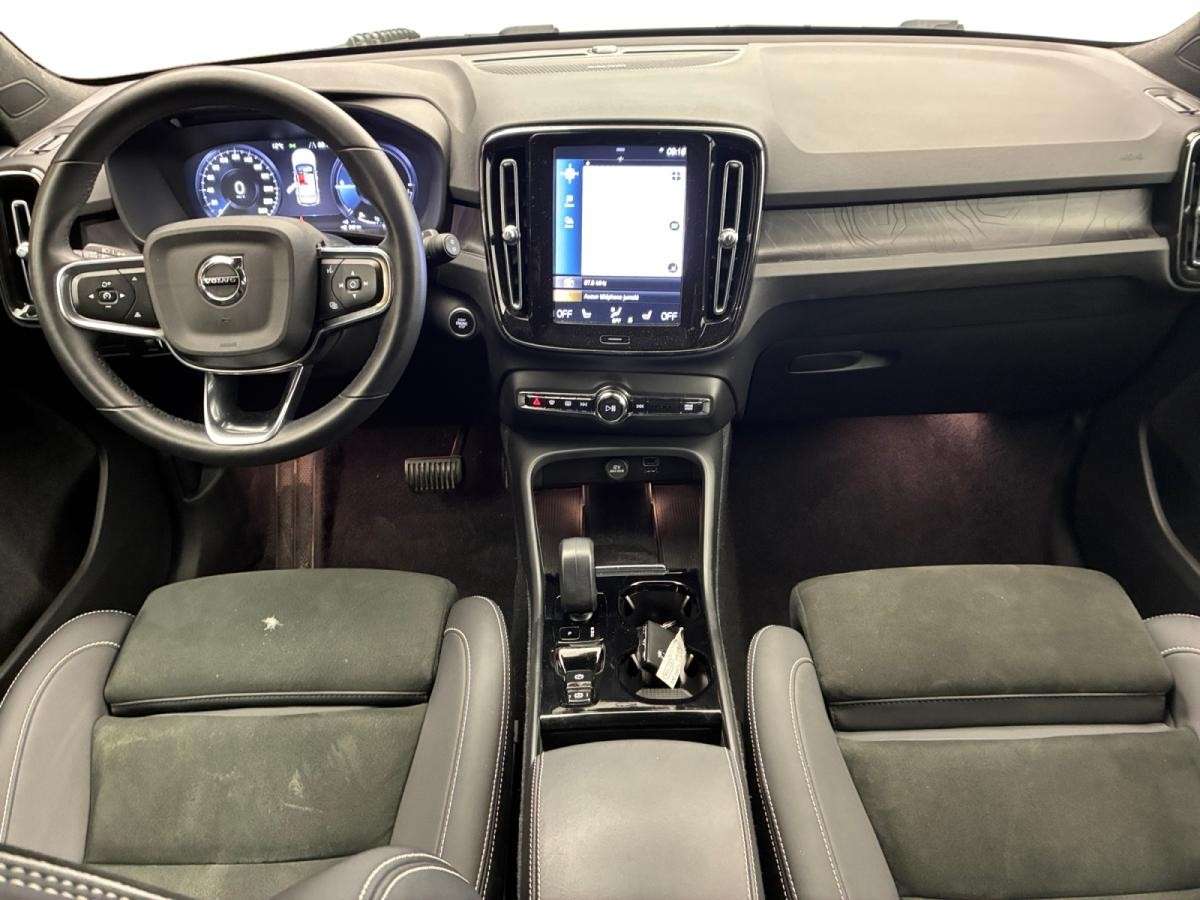 volvo-xc40-2022-hibrido-a-gasolina-1477cc