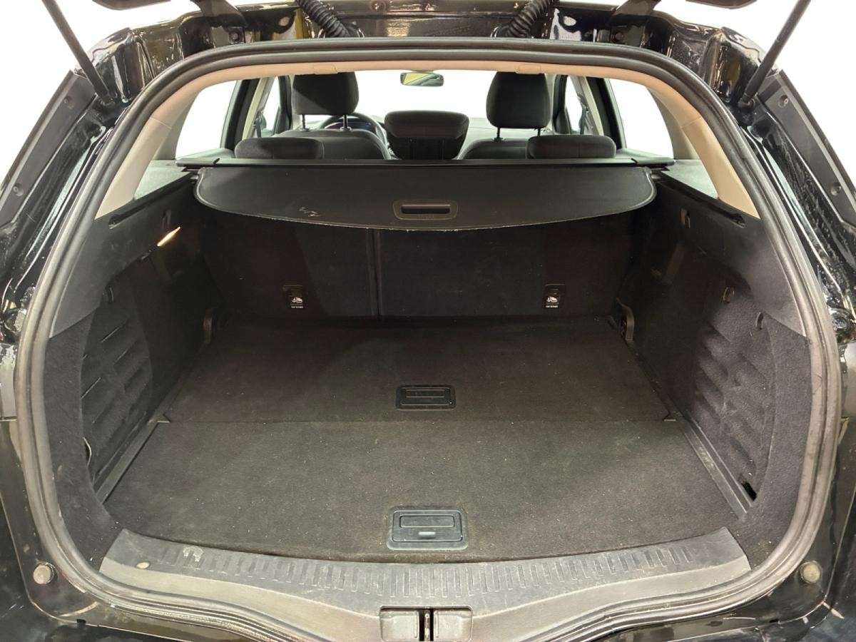 renault-megane-break-2023-diesel-1461cc