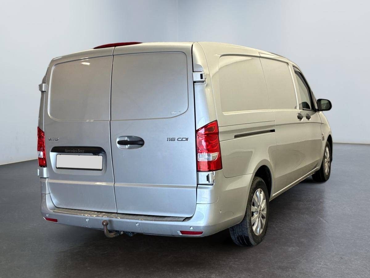 mercedes-benz-vito-2018-diesel-2143cc