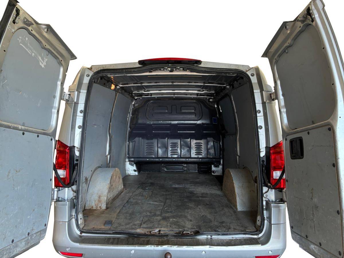 mercedes-benz-vito-2018-diesel-2143cc