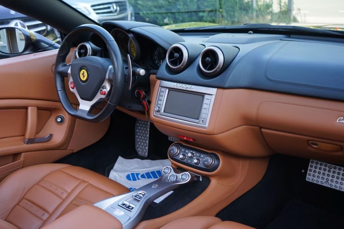 ferrari-california-2010-gasolina-4297cc