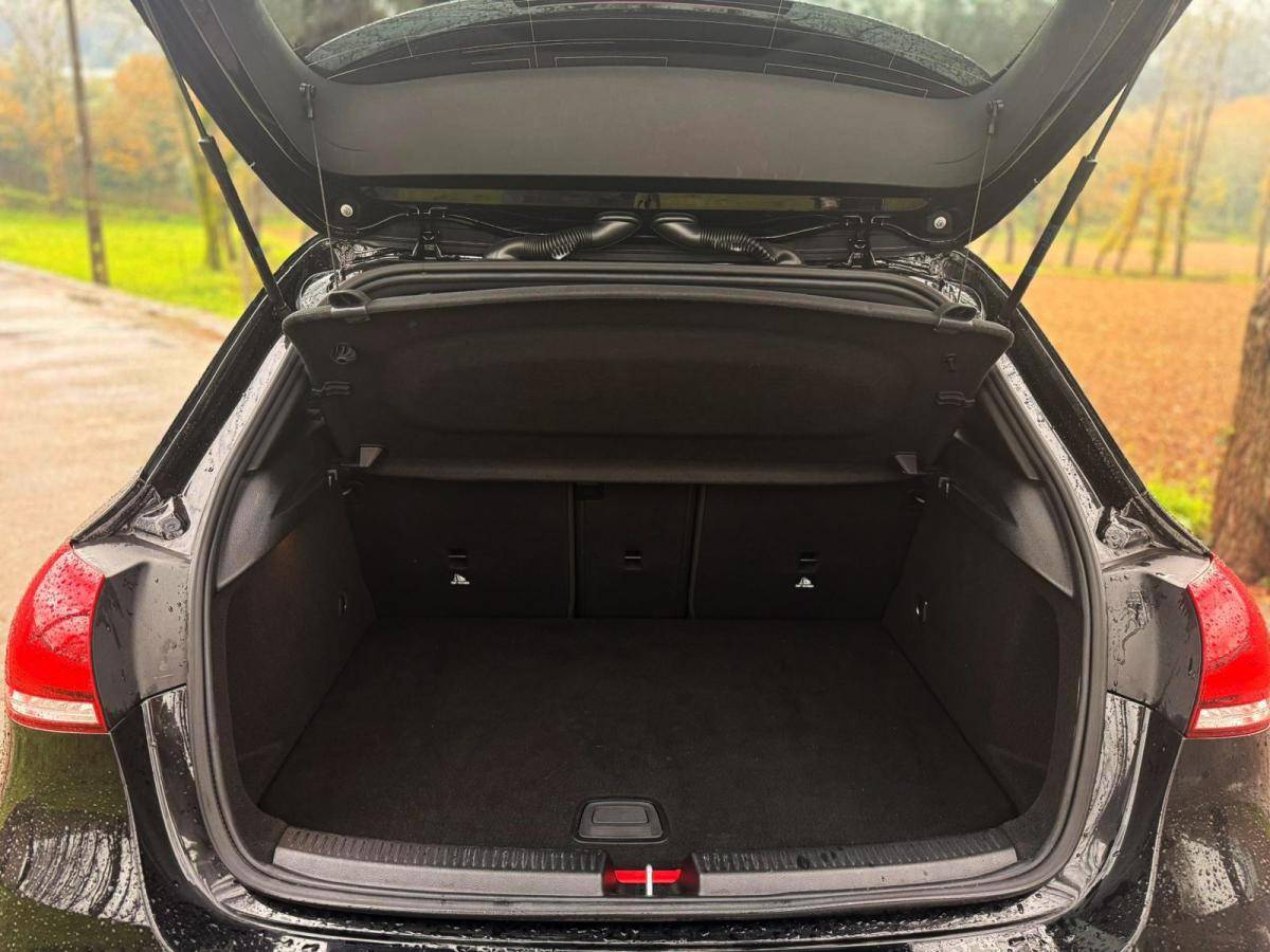 mercedes-benz-classe-a-2021-hibrido-a-gasolina-1332cc