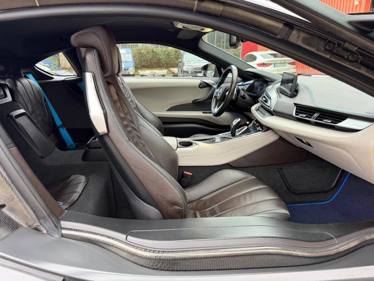bmw-i8-2018-hibrido-a-gasolina-1499cc