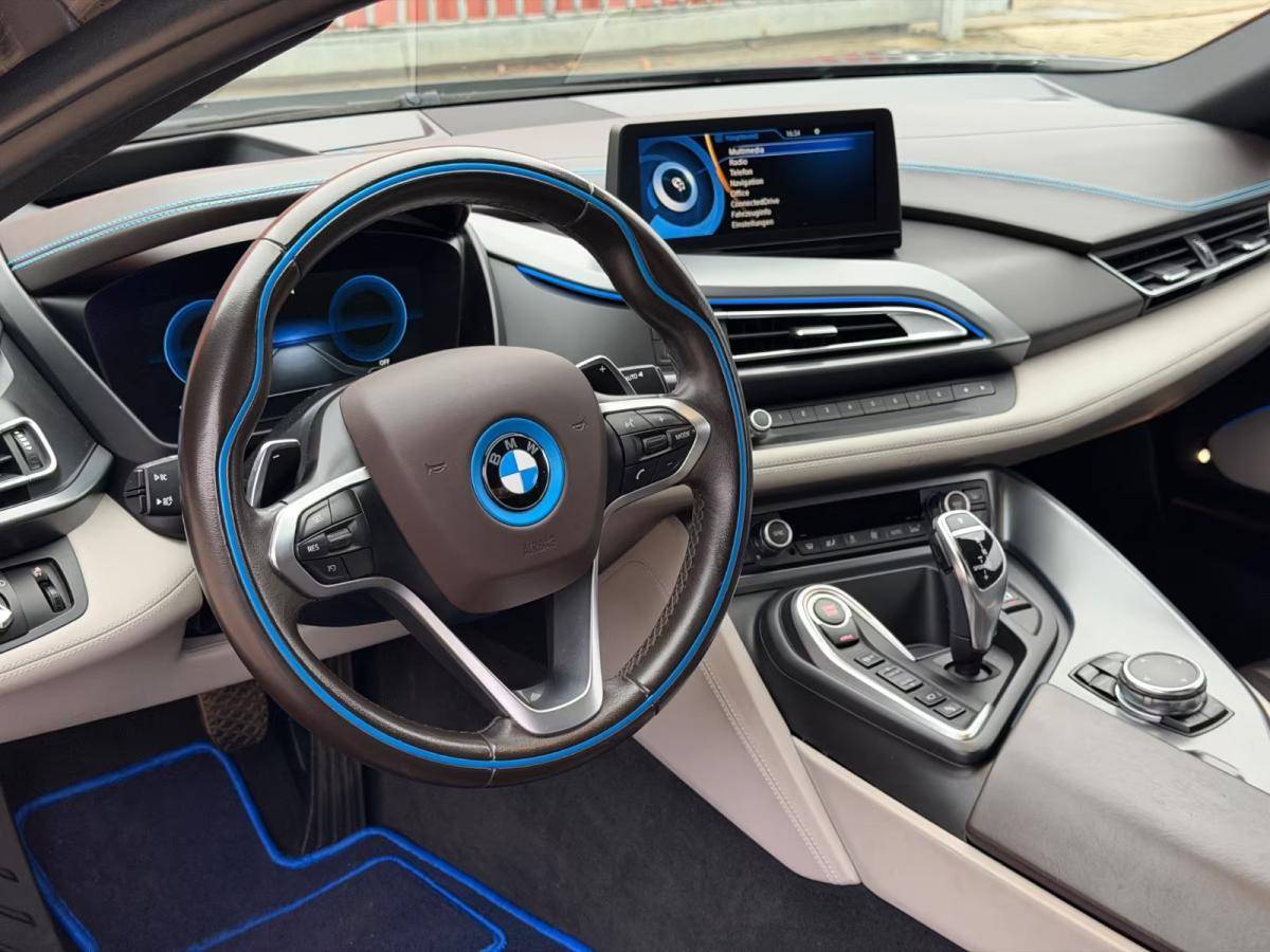 bmw-i8-2018-hibrido-a-gasolina-1499cc