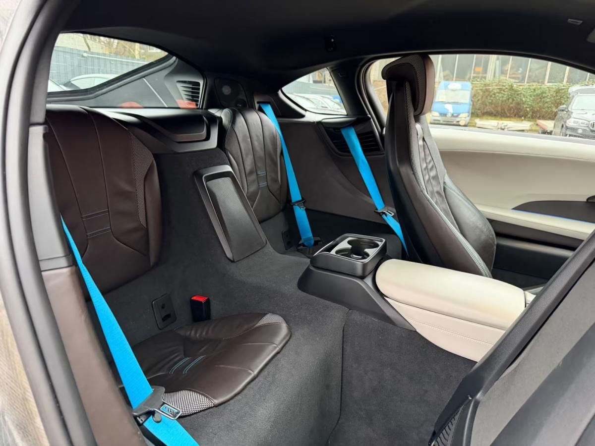 bmw-i8-2018-hibrido-a-gasolina-1499cc