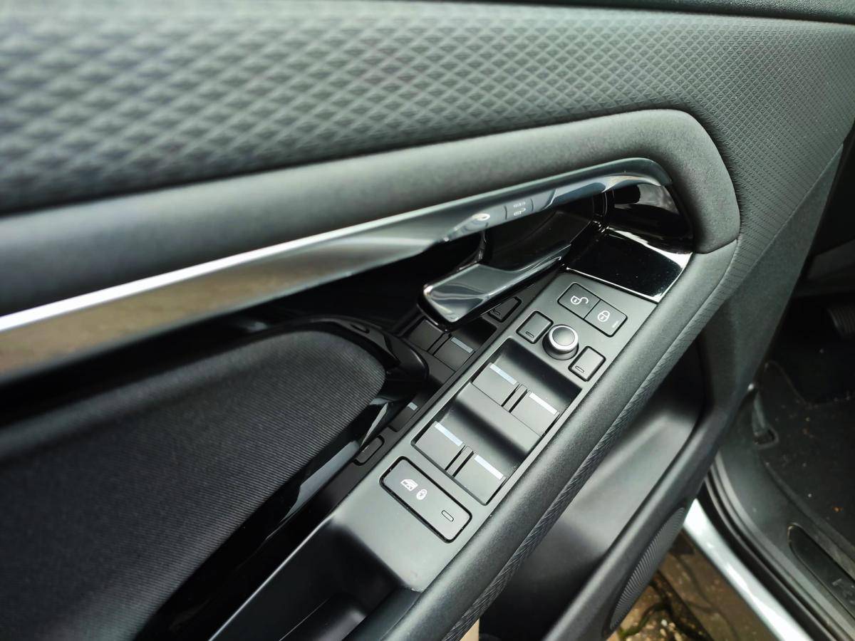land-rover-range-rover-evoque-2020-diesel-1999cc