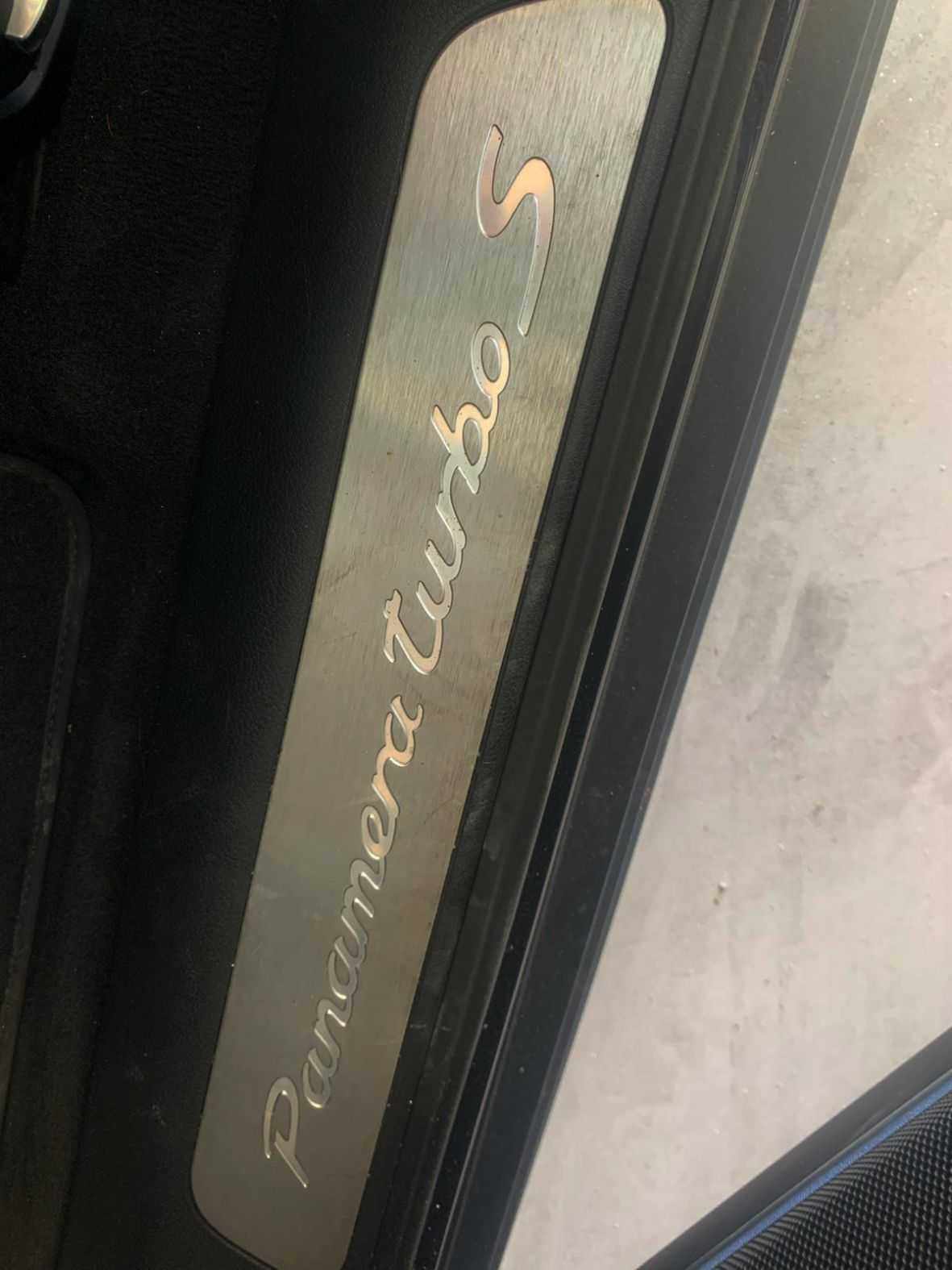 porsche-panamera-2017-hibrido-a-gasolina-3996cc