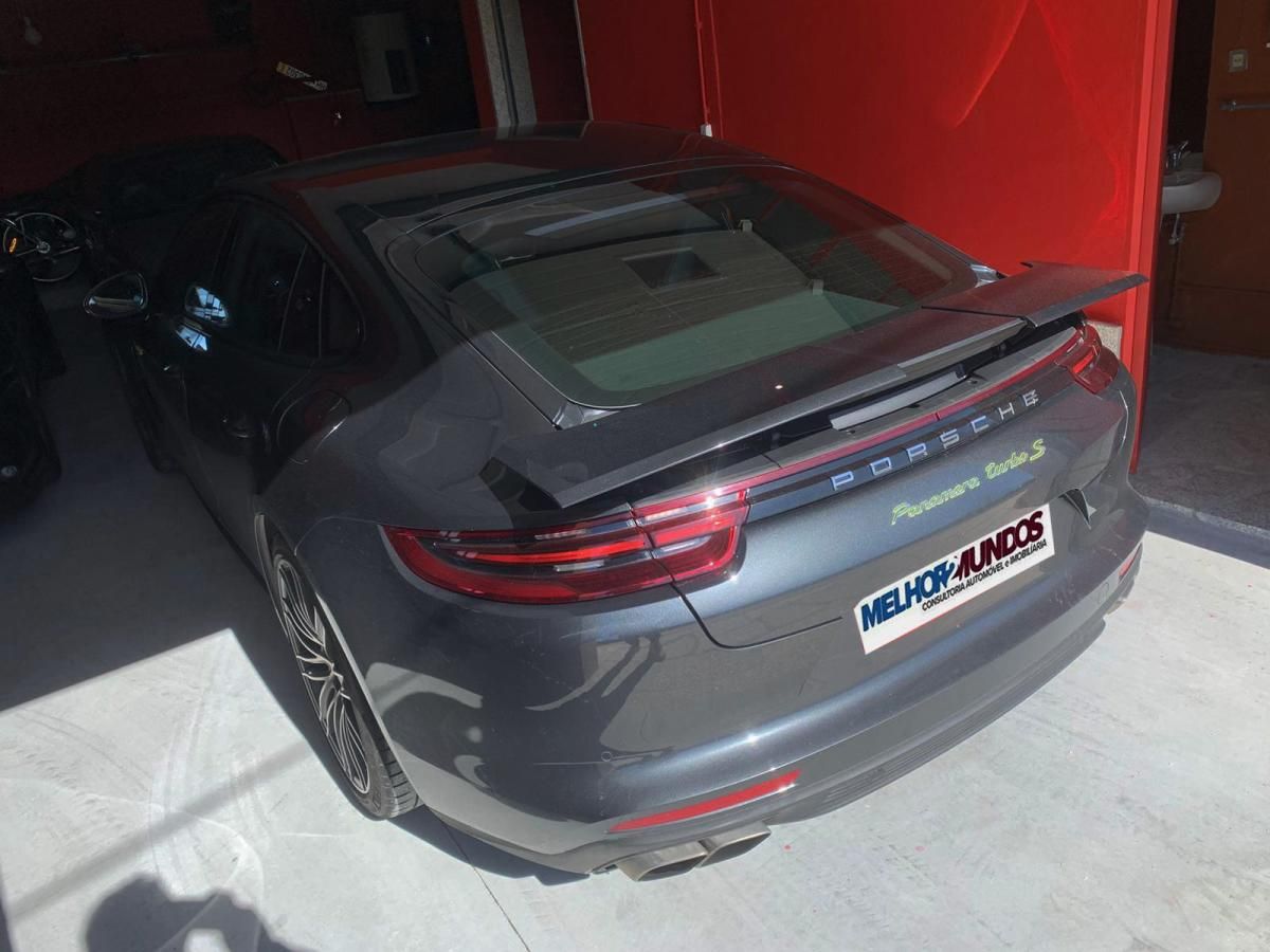 porsche-panamera-2017-hibrido-a-gasolina-3996cc