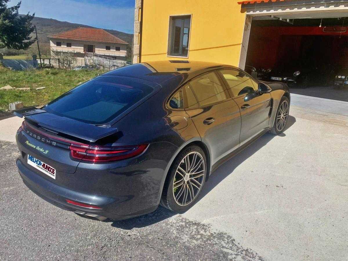 porsche-panamera-2017-hibrido-a-gasolina-3996cc