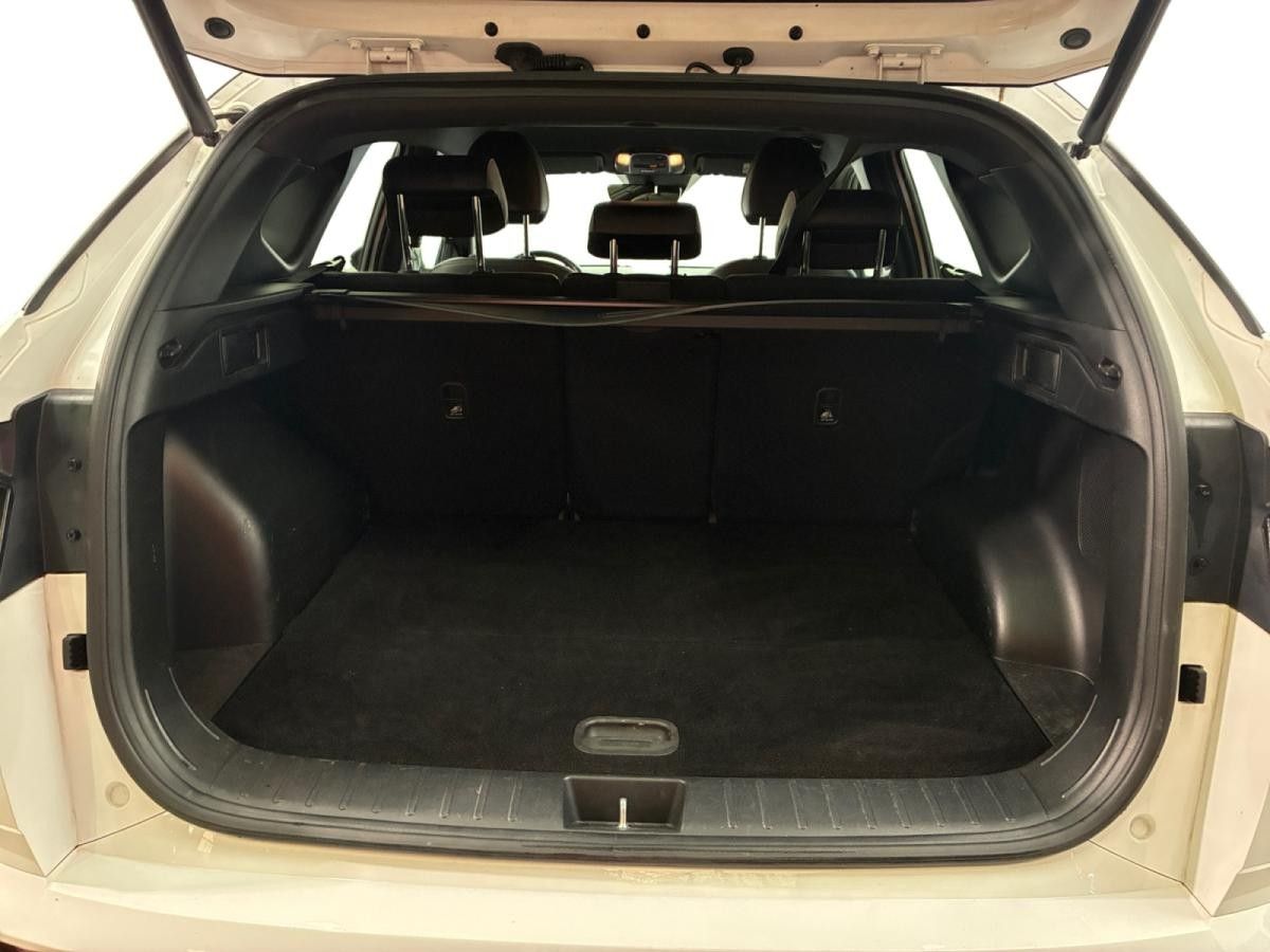 hyundai-tucson-2022-hibrido-a-gasolina-1598cc