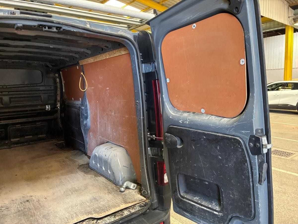 renault-trafic-2021-diesel-1997cc