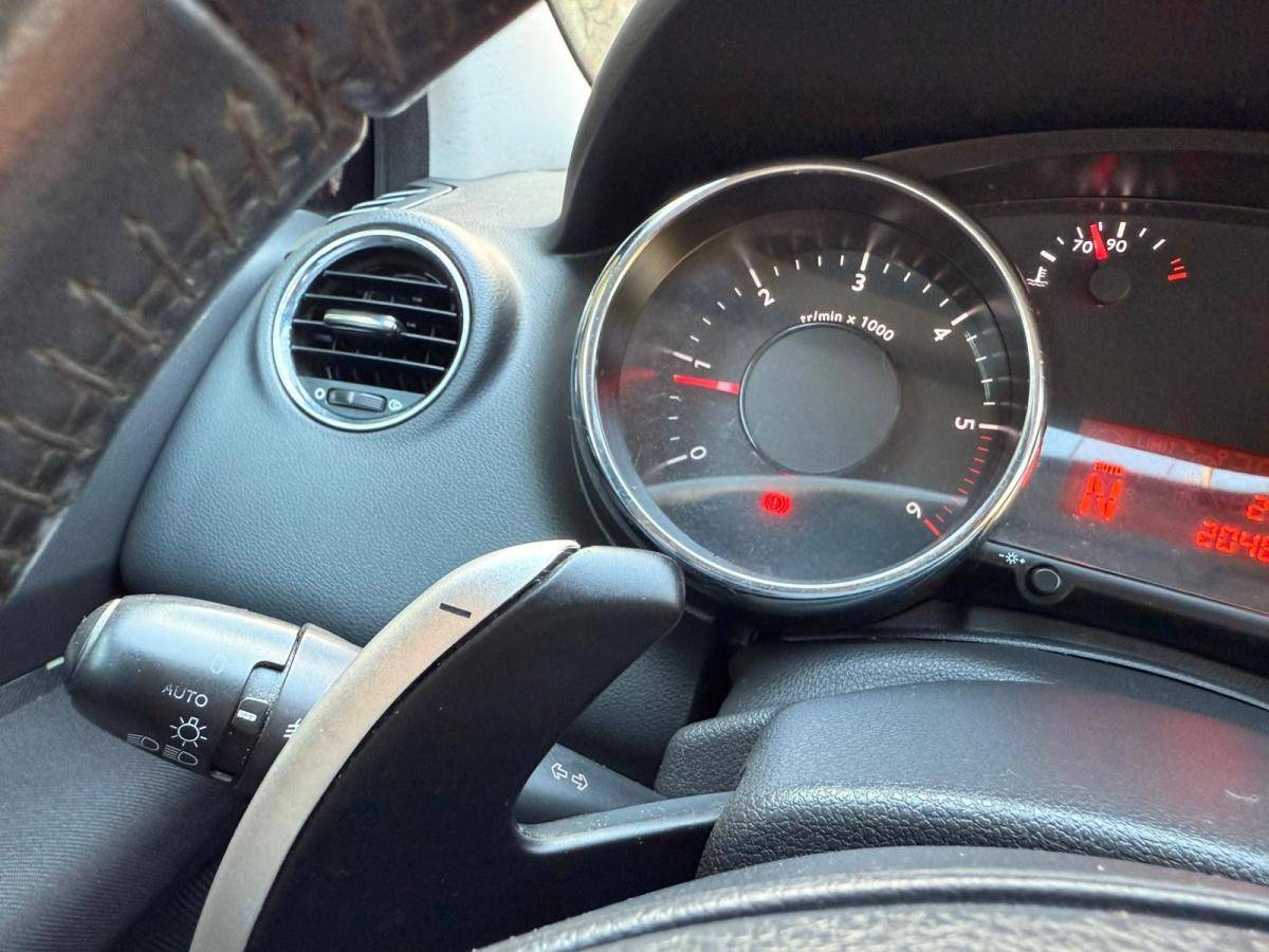 peugeot-3008-2009-diesel-1560cc