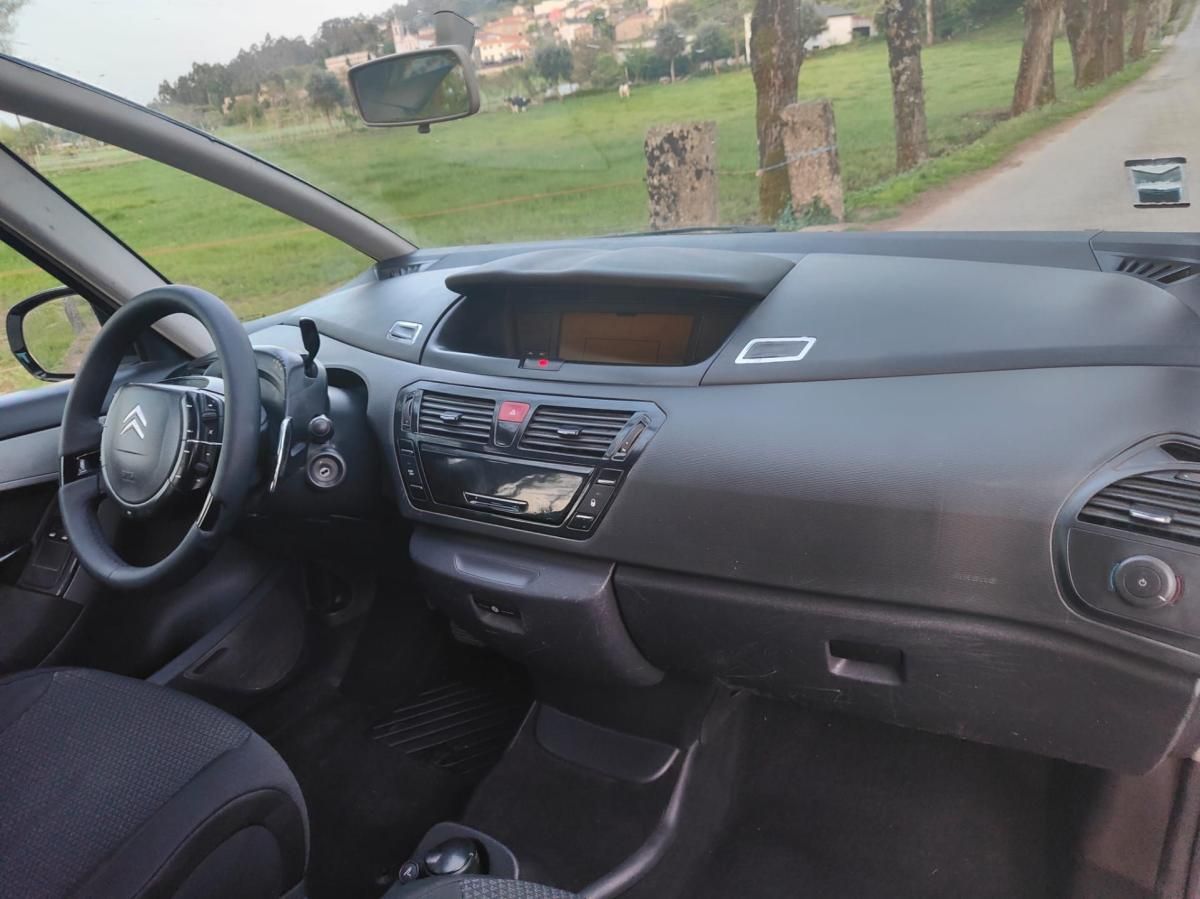citroen-c4-grand-picasso-2009-diesel-1600cc