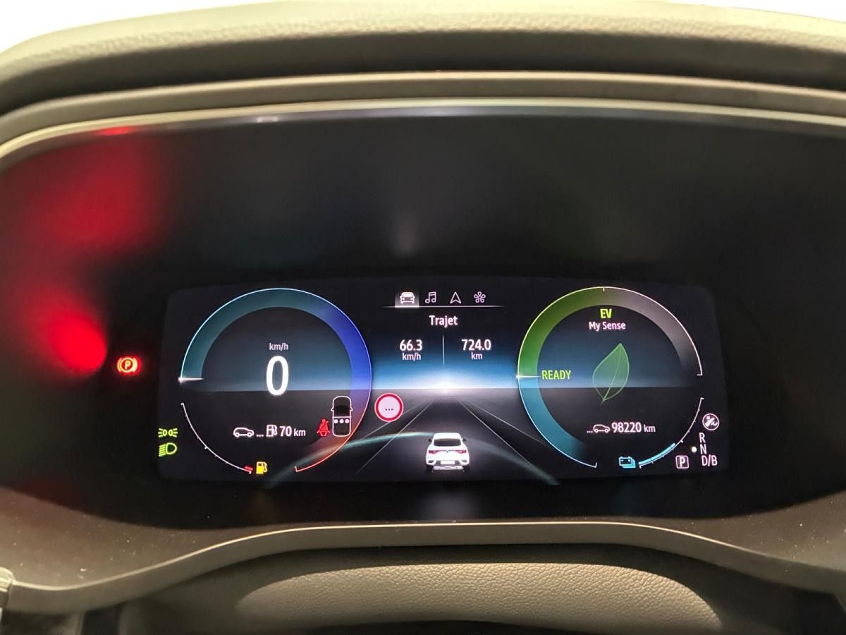 renault-arkana-2023-hibrido-a-gasolina-1598cc