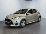 toyota-yaris-2022-hibrido-a-gasolina-1490cc