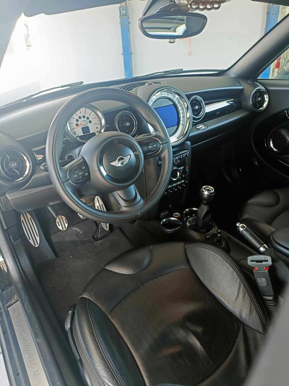 mini-cooper-2014-gasolina-1598cc