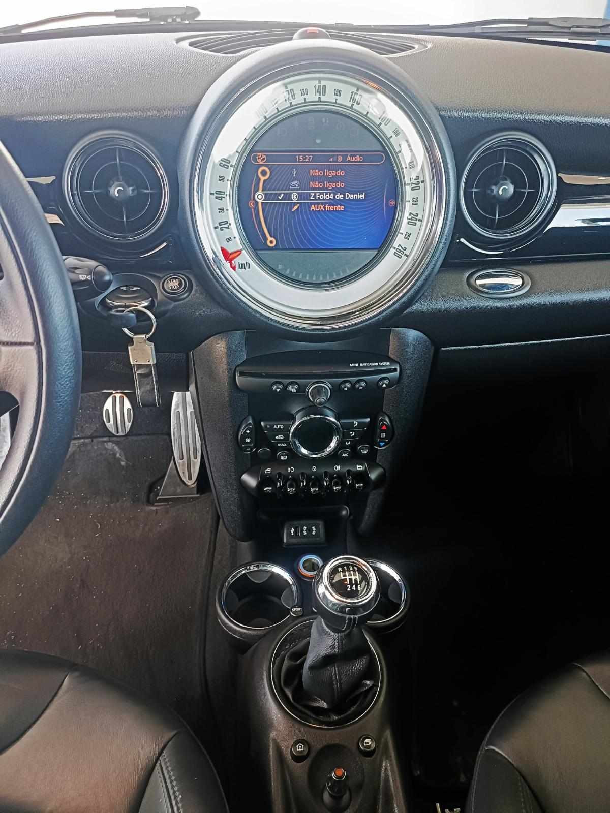 mini-cooper-2014-gasolina-1598cc