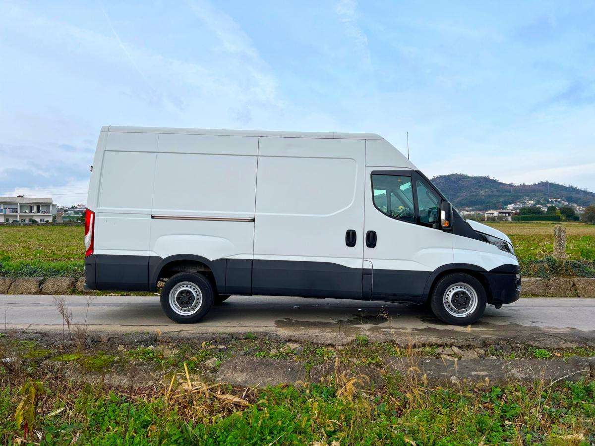iveco-daily-2019-diesel-2287cc