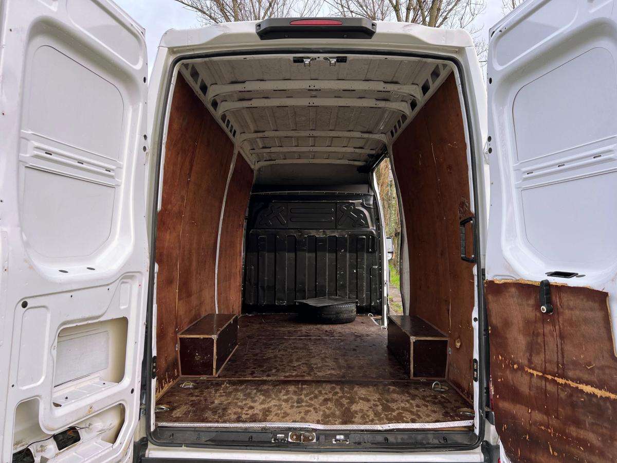 iveco-daily-2019-diesel-2287cc