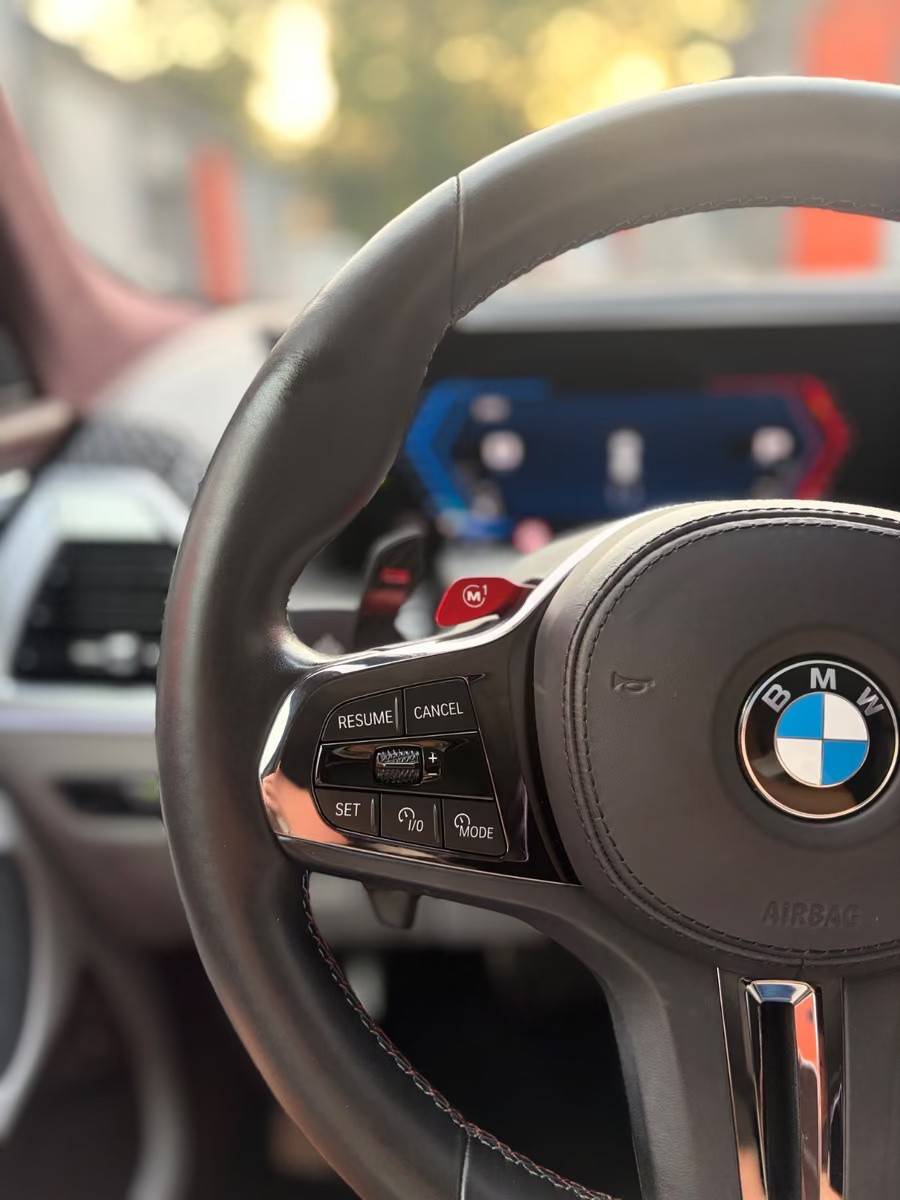 bmw-xm-2023-hibrido-a-gasolina-4395cc