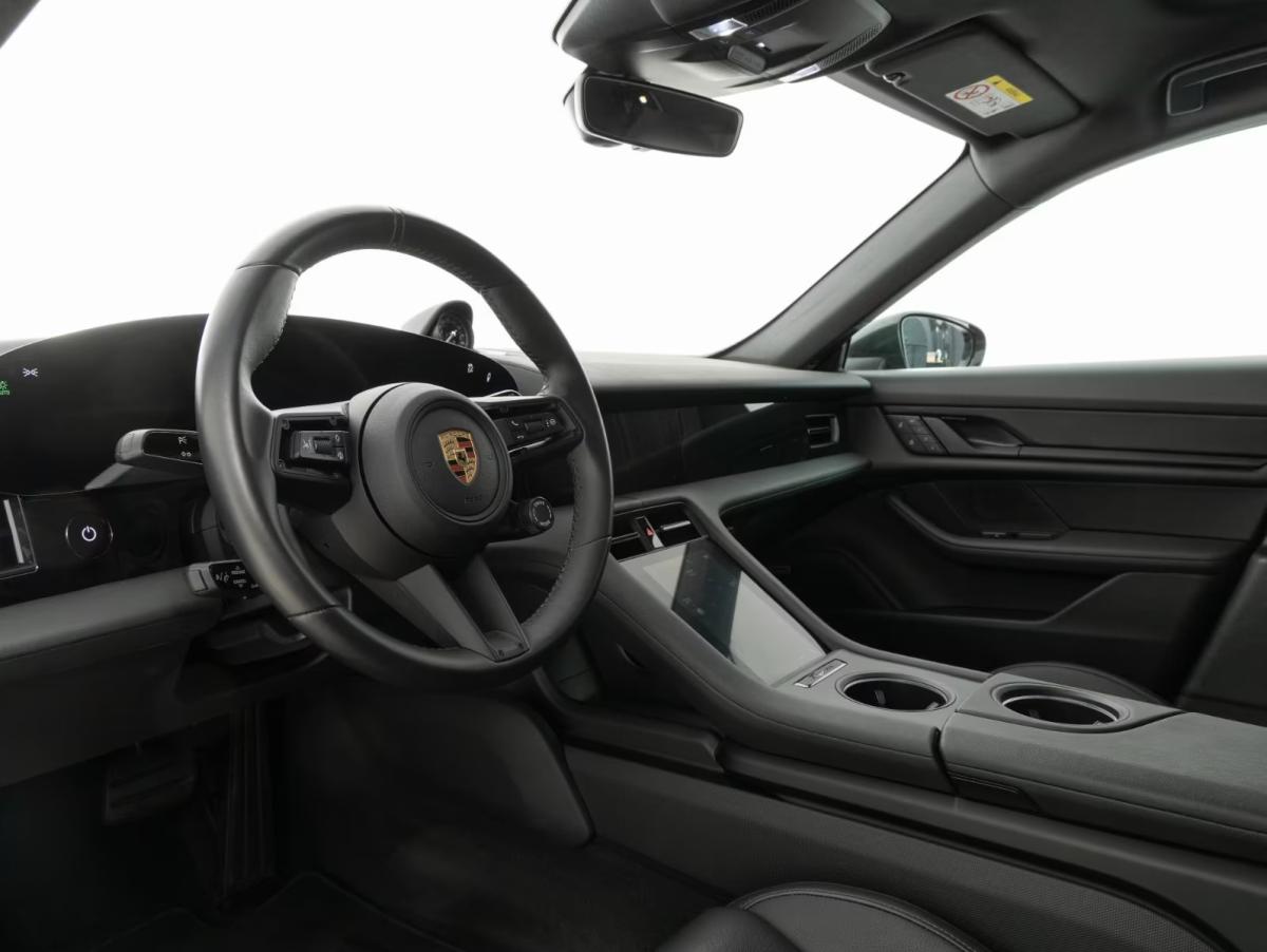porsche-taycan-2024-eletrico-0cc