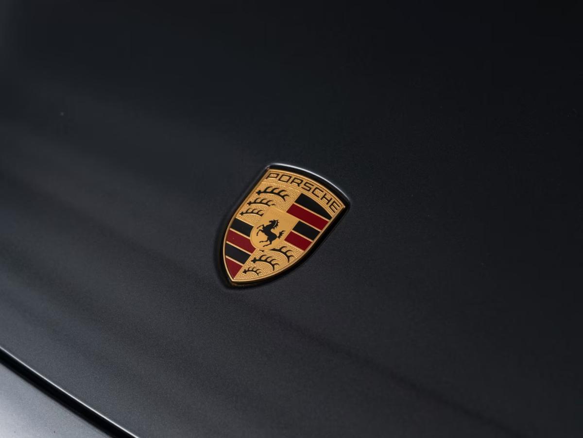 porsche-taycan-2024-eletrico-0cc