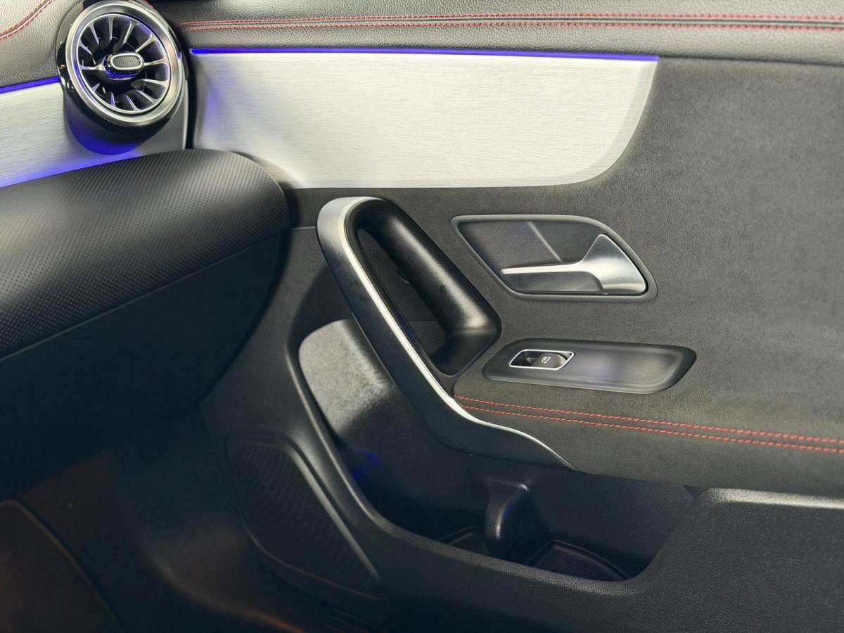 mercedes-benz-cla-2021-hibrido-a-gasolina-1332cc