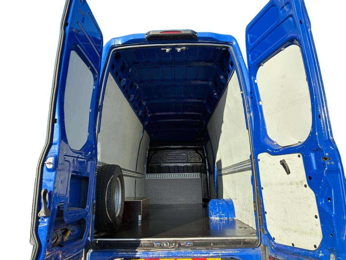 iveco-daily-2019-diesel-2998cc
