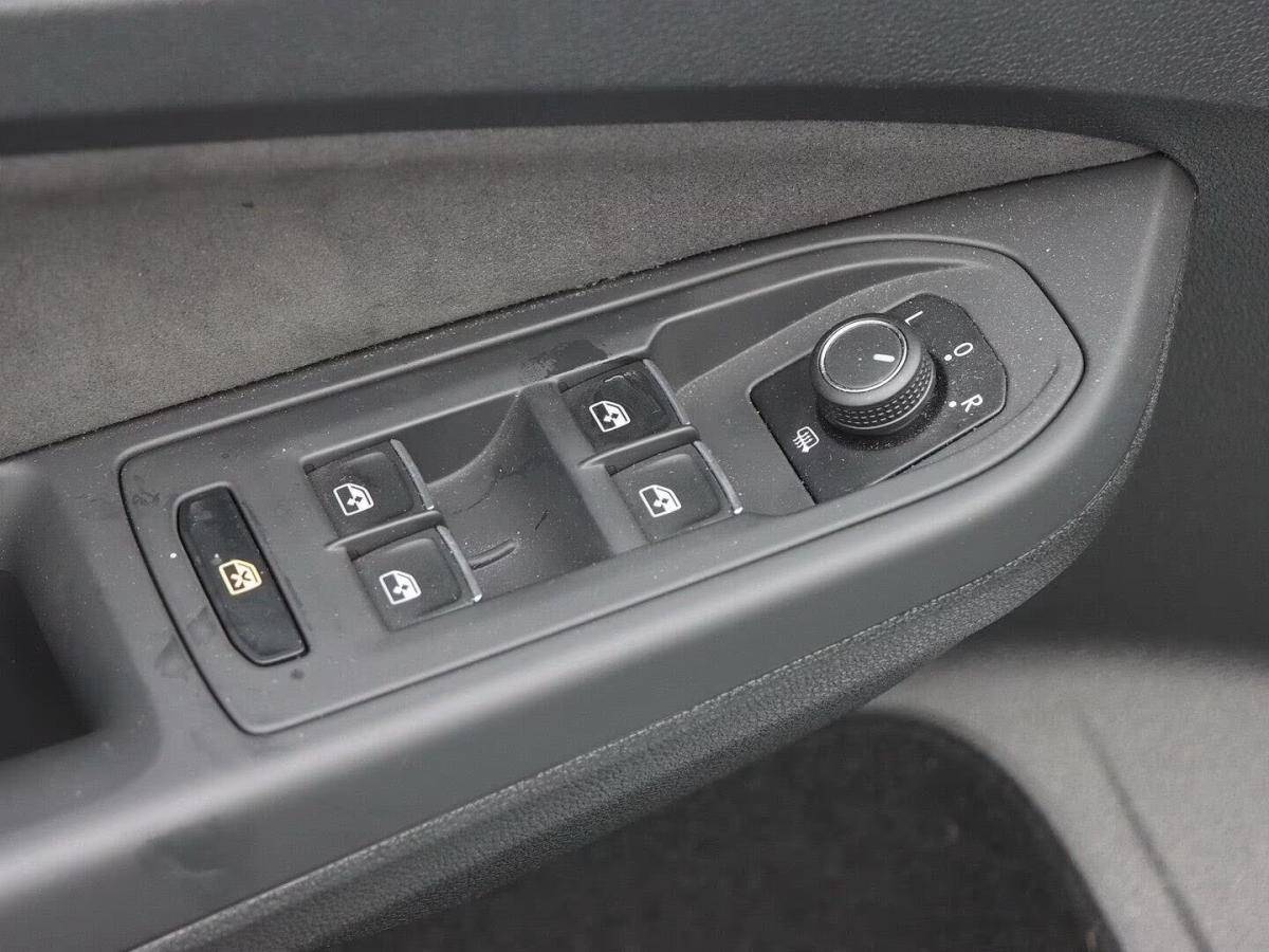 volkswagen-golf-2023-gasolina-1984cc