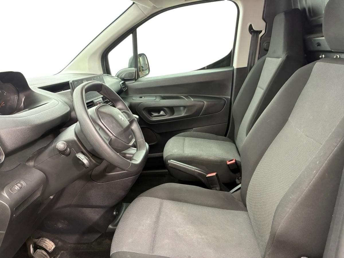 peugeot-partner-2023-diesel-1499cc