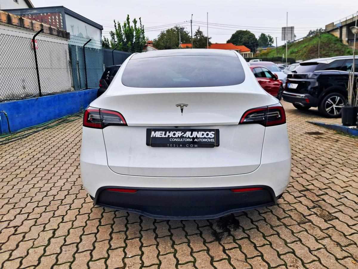 tesla-model-y-2023-eletrico-500cc