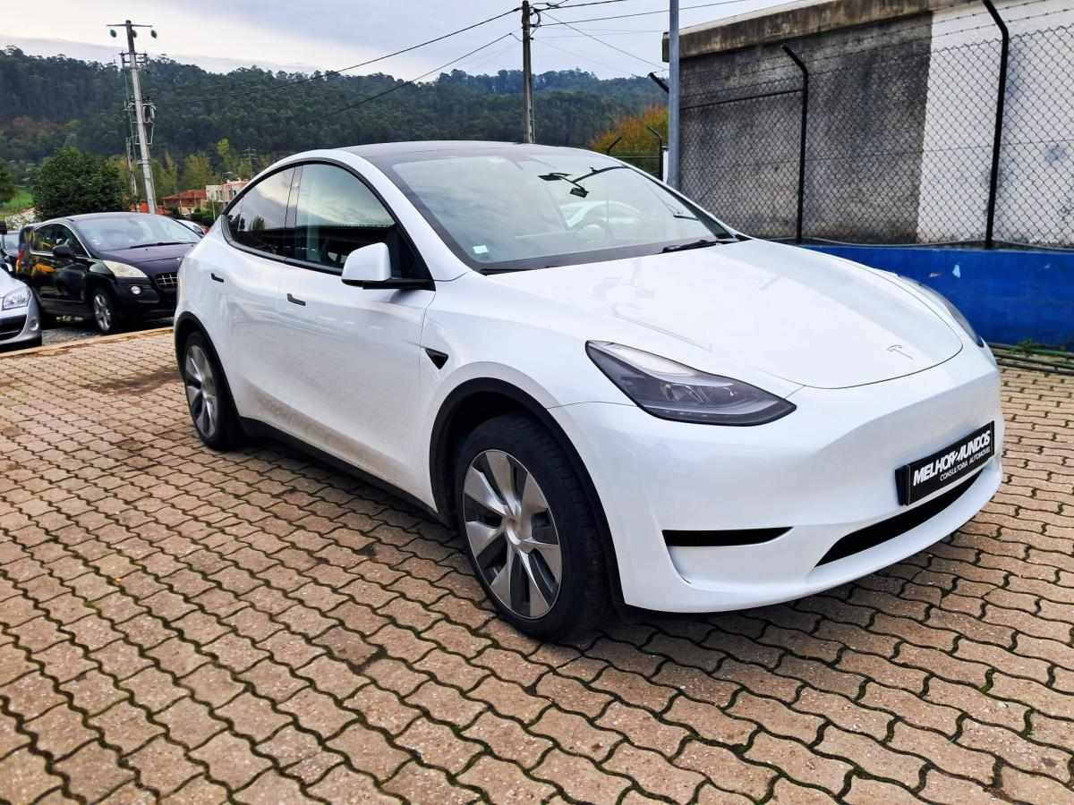 tesla-model-y-2023-eletrico-500cc