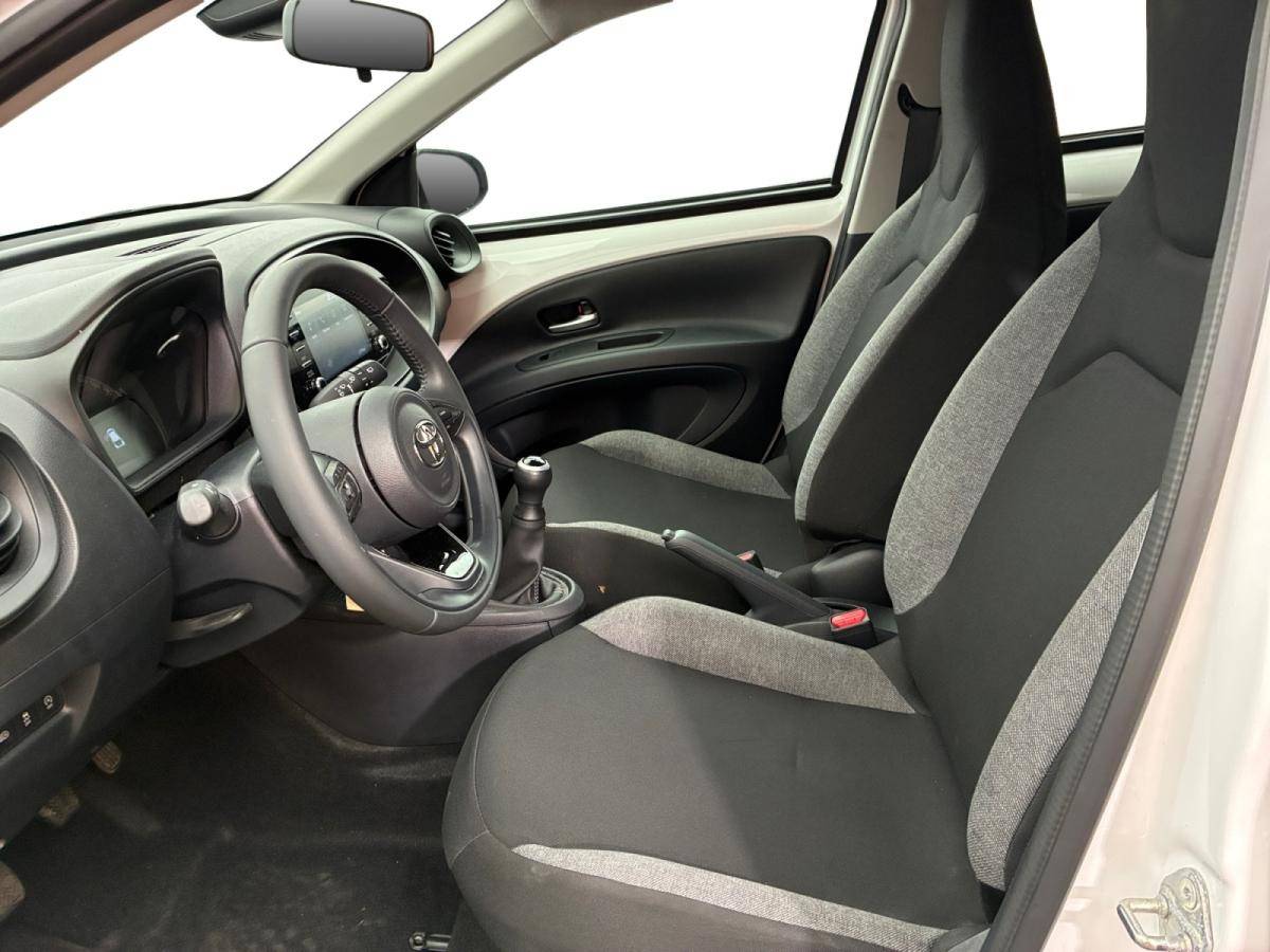 toyota-aygo-x-2023-gasolina-998cc