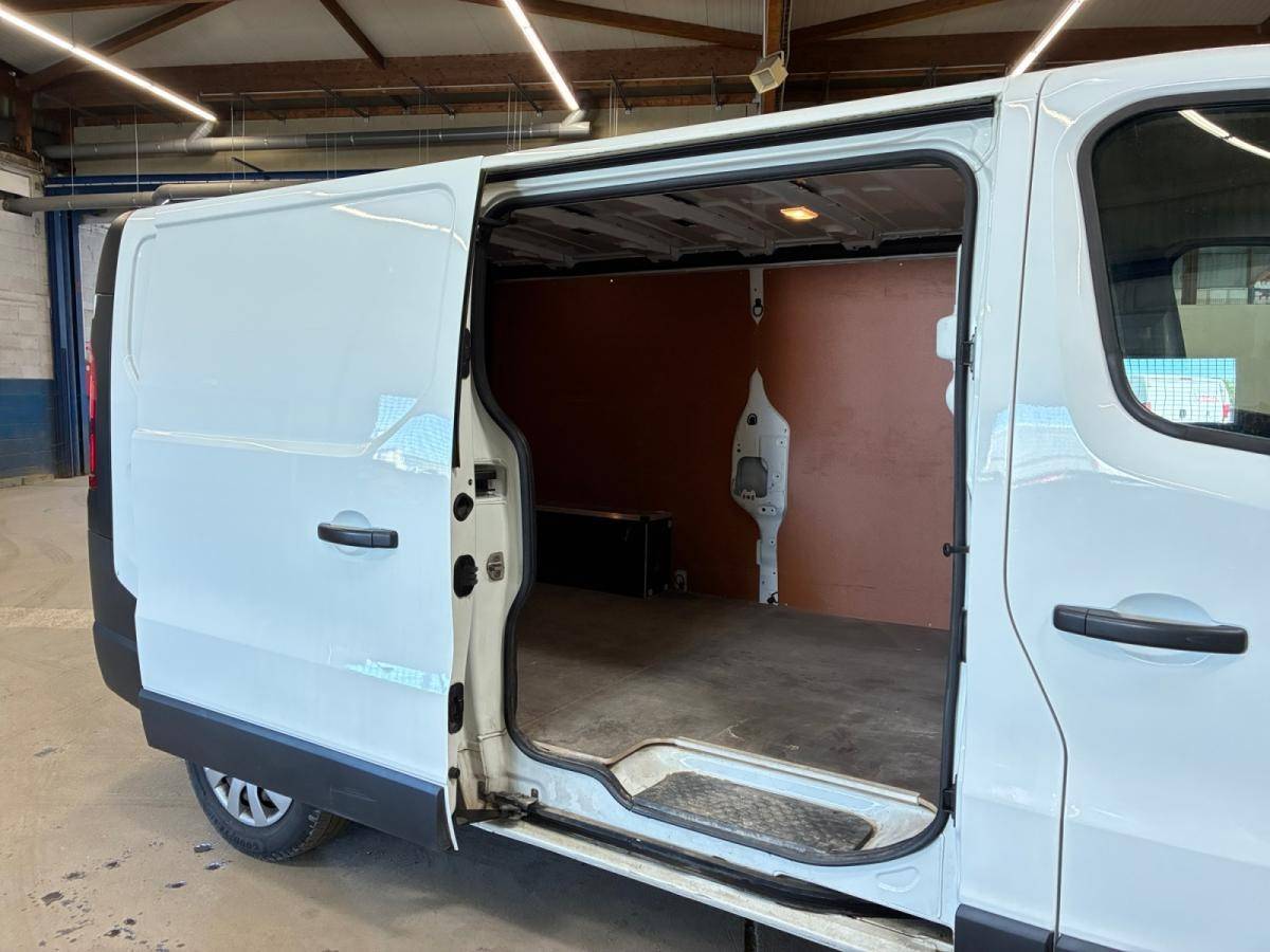 renault-trafic-2020-diesel-1997cc