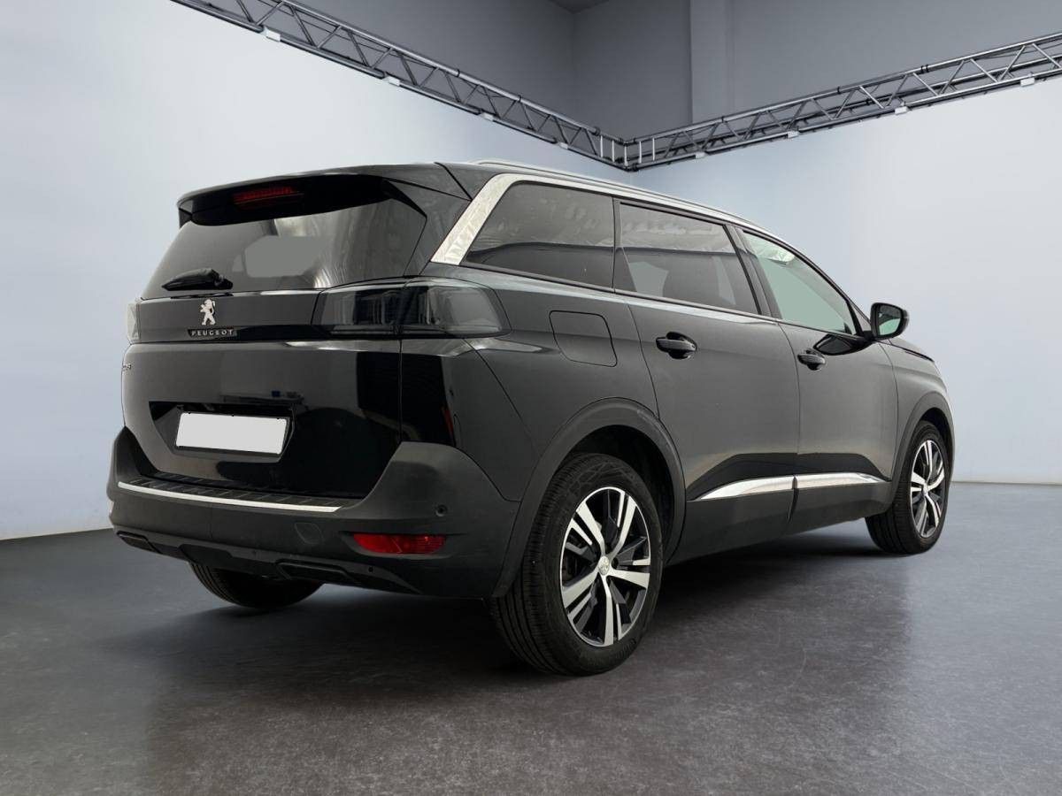peugeot-5008-2023-gasolina-1199cc